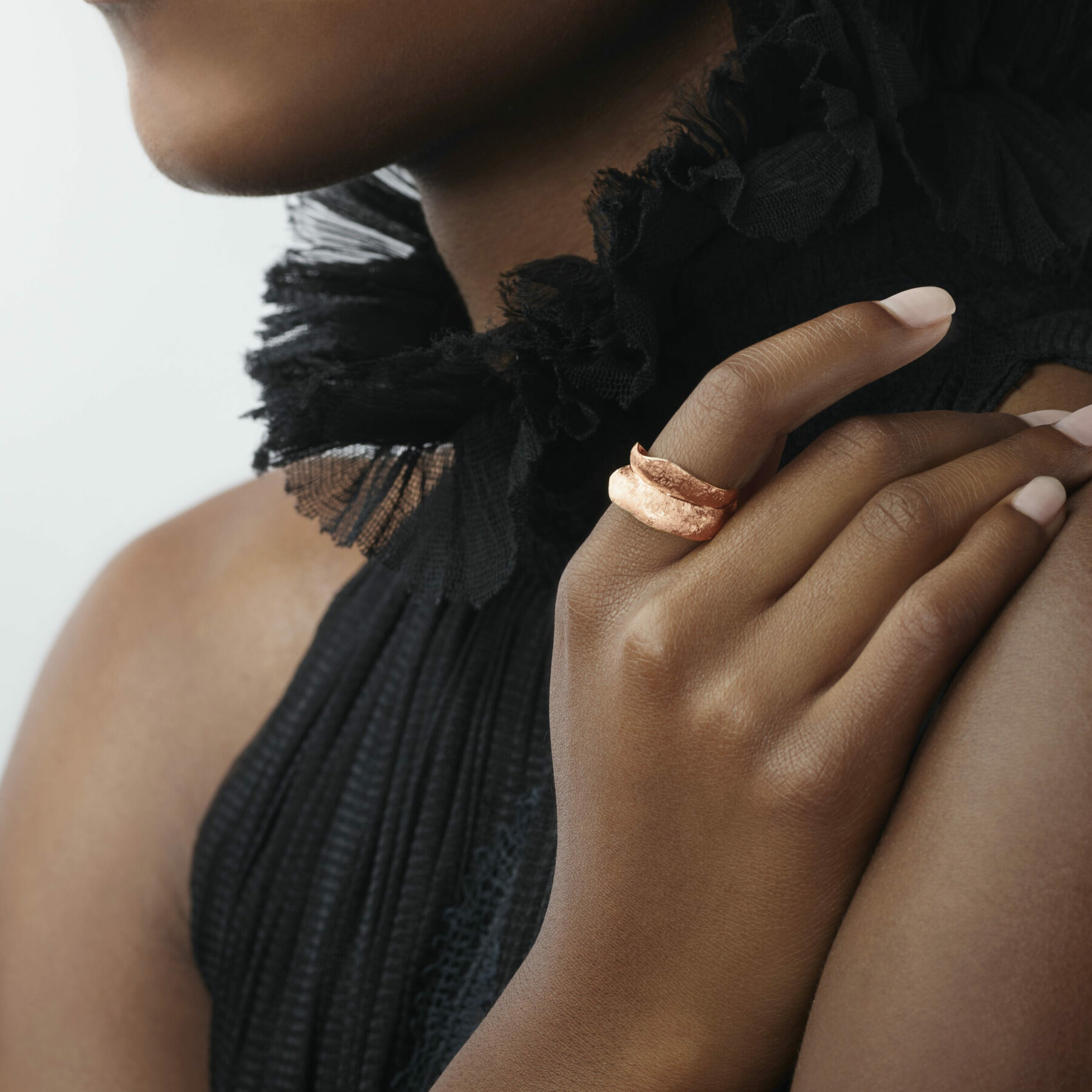 Bague Leaves Medium de Ole Lynggaard Copenhagen en or rose