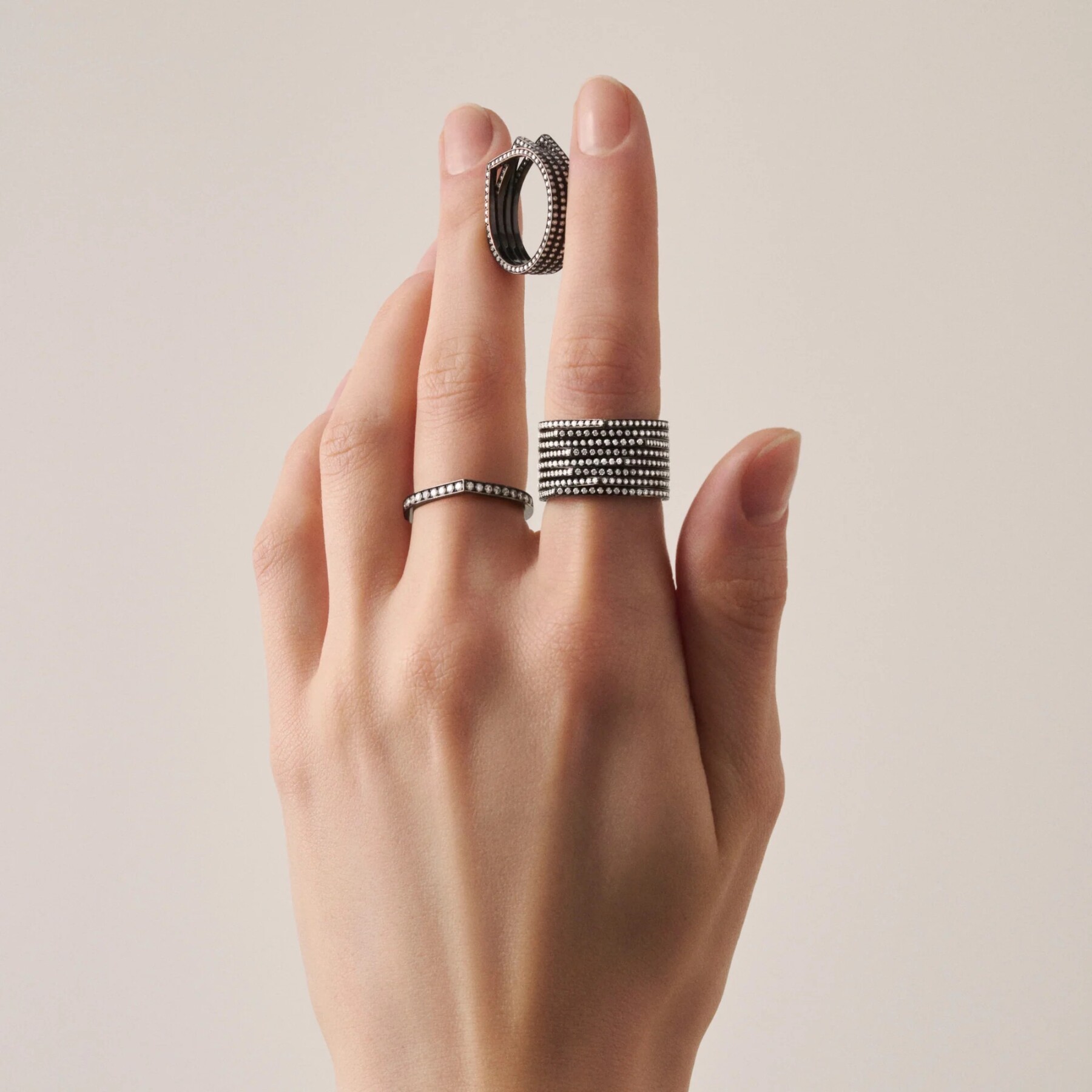 Bague Repossi Antifer en or noir et diamants blancs