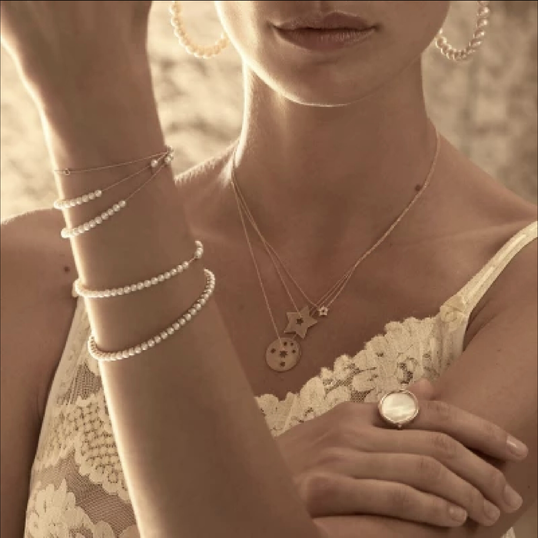 Charm Ginette NY Milky Way à porter en collier bracelet ou boucle d’oreille