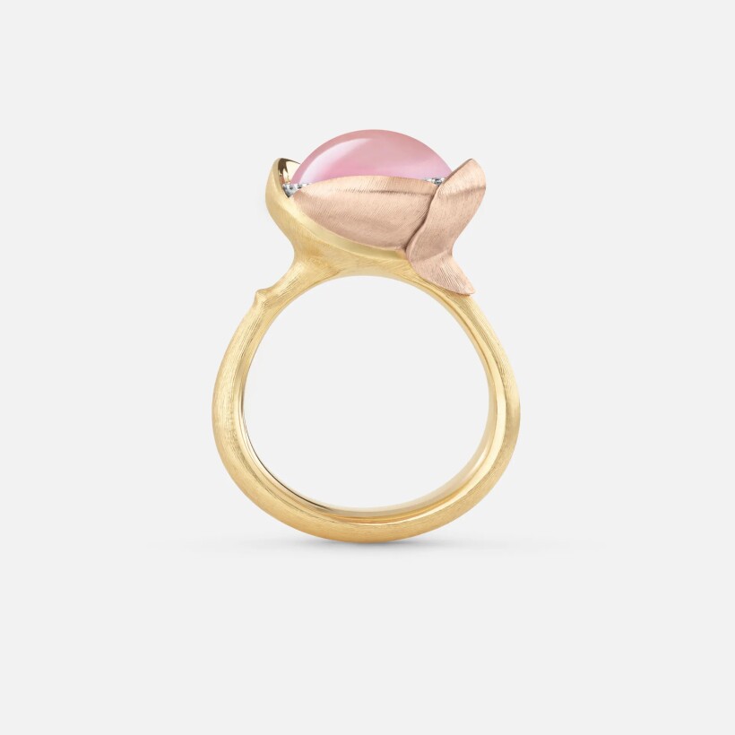 Ole Lynggaard Lotus ring, rose gold, pink quartz and diamonds