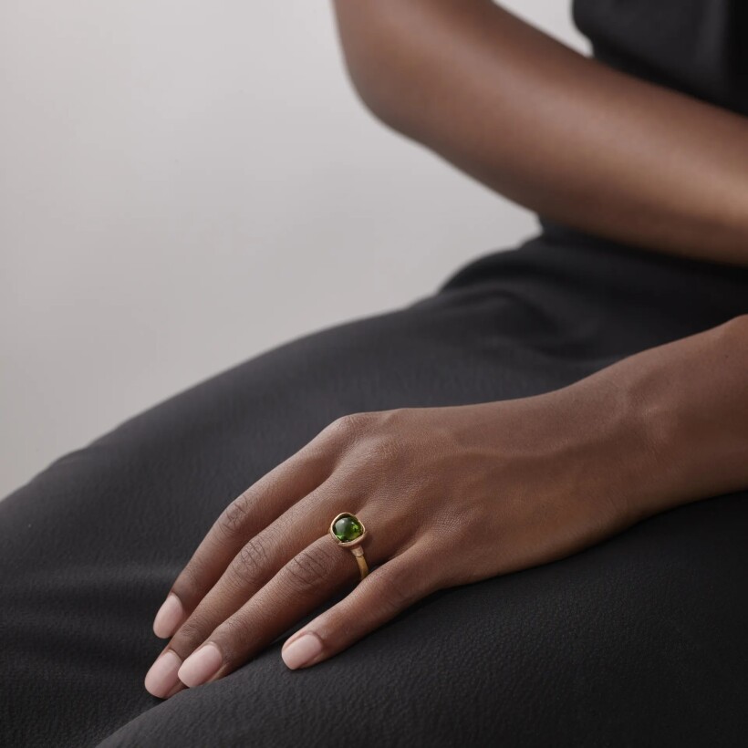 Ole Lynggaard Lotus ring, rose gold and green tourmaline