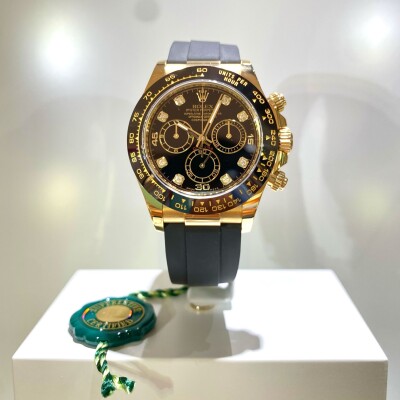 Rolex Daytona 116518LN – Yellow Gold – Black Dial with Diamond Indexes – Oysterflex – 2020