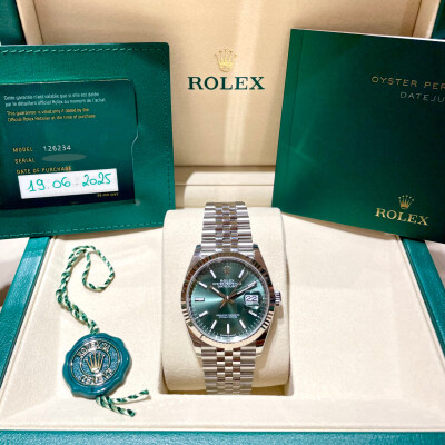 Rolex Datejust 36 – Réf. 126234 – Cadran Vert Olive Palmé – 2025 - Full Set