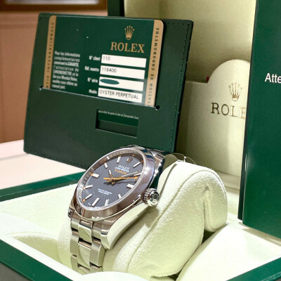 Rolex Milgauss – Réf. 116400 – Cadran Noir – Full Set – 2010 - Série V