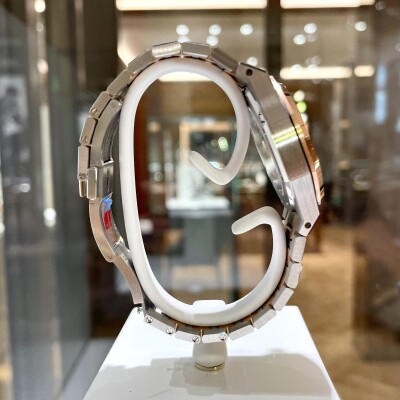 Audemars Piguet Royal Oak – Réf. 15550SR.OO.1356SR.01 – Full Set – 2025 - Comme neuve