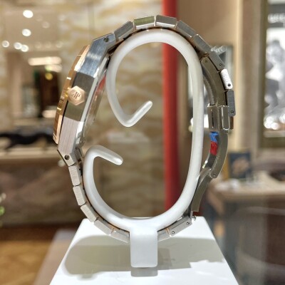Audemars Piguet Royal Oak – Réf. 15550SR.OO.1356SR.01 – Full Set – 2025 - Comme neuve