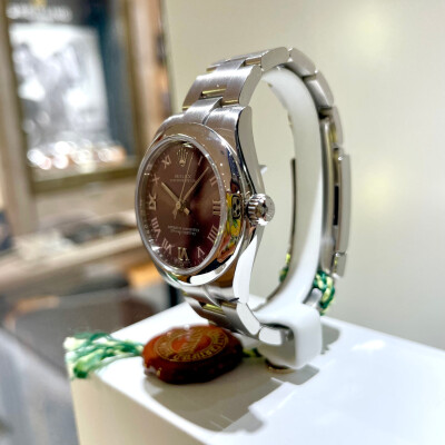 Rolex Oyster Perpetual 31 – Réf. 177200 – Cadran Violet Roman – Full Set