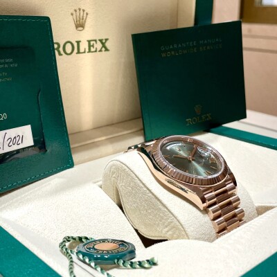 Rolex Day-Date 40 – Réf. 228235 – Cadran Vert Olive – Full Set – 2021