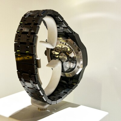 Audemars Piguet Royal Oak Chronographe Automatique – Réf. 26240CE.OO.1225CE.01 – Full Set – 2025 - Comme neuve