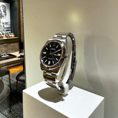 Rolex Oyster Perpetual 41 mm – Ref. 124300 – Cadran Bleu – Full Set 2023