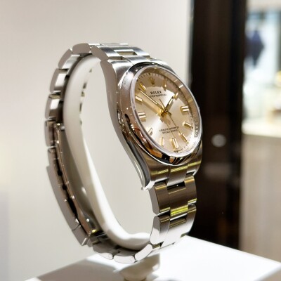 Rolex Oyster Perpetual 36 mm – Ref. 126000 – Silver dial – Full Set 2020
