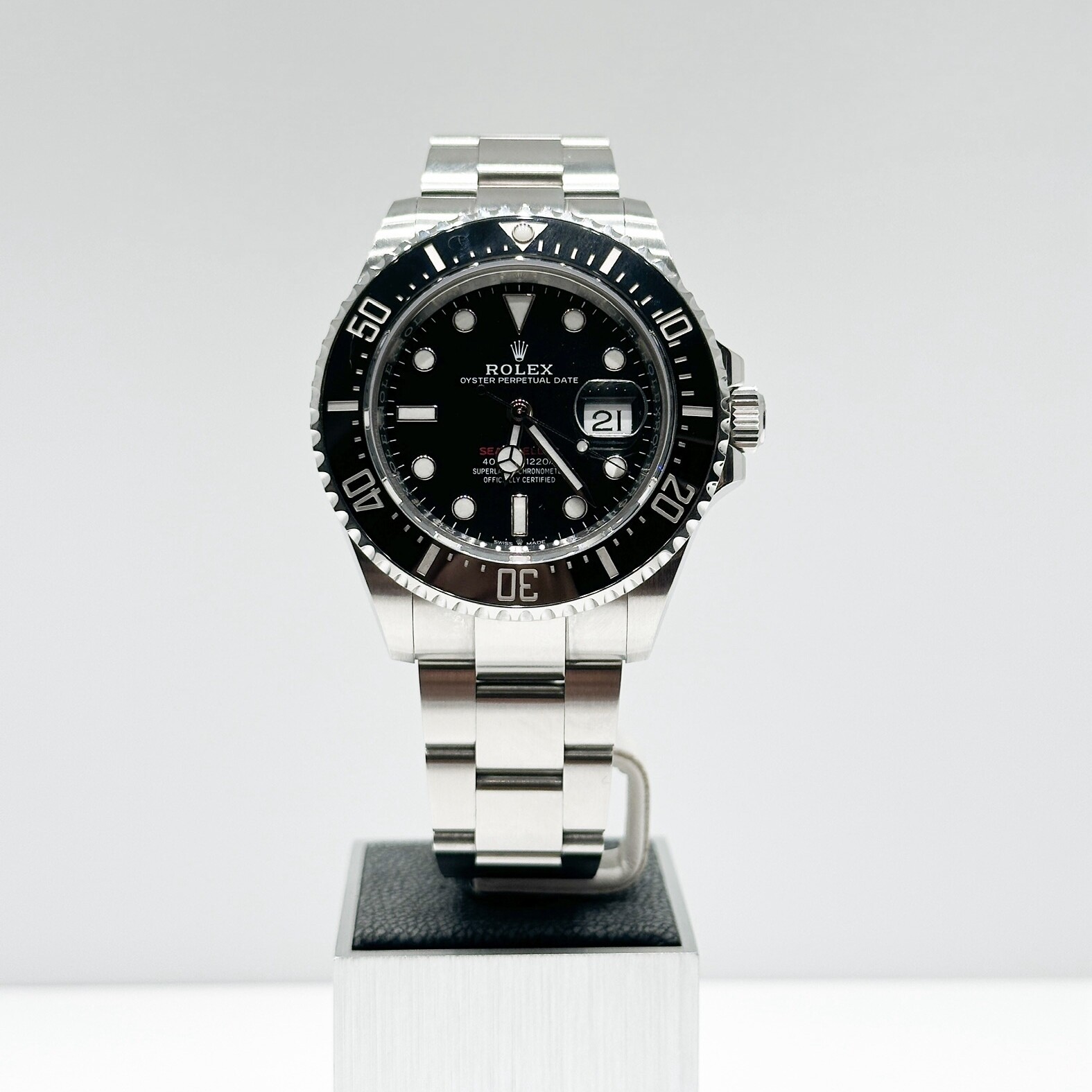 Rolex Sea-Dweller – Ref. 126600 – Black Dial – Full Set 2022