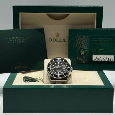 Rolex Sea-Dweller – Ref. 126600 – Black Dial – Full Set 2022