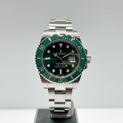 Rolex Submariner “Hulk” – Ref. 116610LV – Green Dial – Full Set – 2017