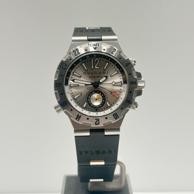 BVLGARI Diagono GMT – Réf. GMT40S – Acier & Caoutchouc Noir