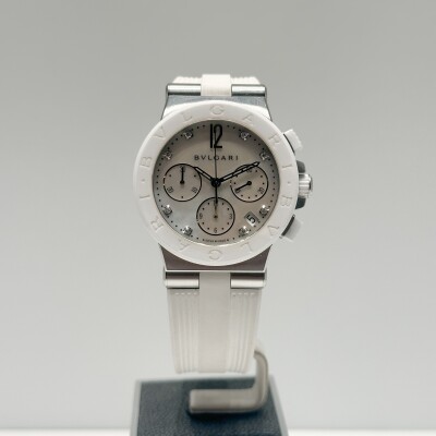 BVLGARI Diagono Chronographe – Réf. 1019993 – Acier & Céramique Blanche – Cadran Nacre & Diamants