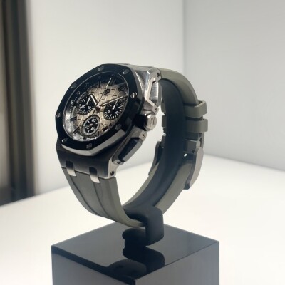 Audemars Piguet Royal Oak Offshore Chronograph – Réf. 26420SO.OO.A600CA.01 – Smoked Taupe – 43 mm