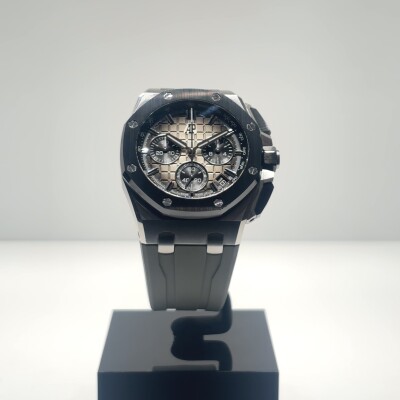 Audemars Piguet Royal Oak Offshore Chronograph – Réf. 26420SO.OO.A600CA.01 – Smoked Taupe – 43 mm