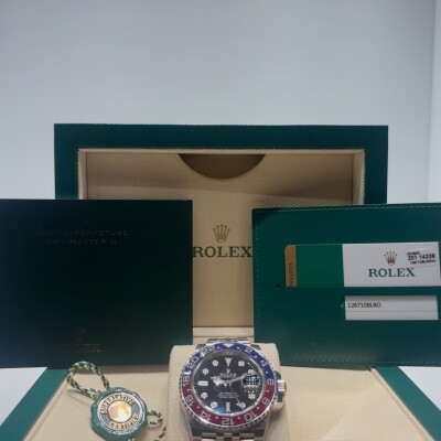 Rolex GMT-Master II “Pepsi” – Ref. 126710BLRO – Red & Blue Bezel – Full Set 2019