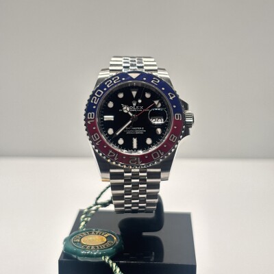 Rolex GMT-Master II “Pepsi” – Ref. 126710BLRO – Red & Blue Bezel – Full Set 2019