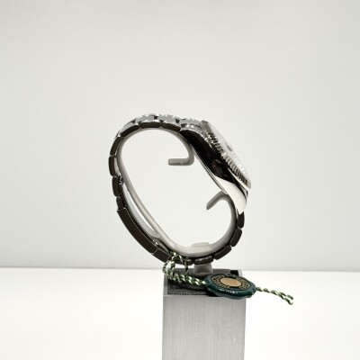 Rolex Sky-Dweller – Ref. 326934 – Steel & White Gold – Black Dial – Full Set 2022