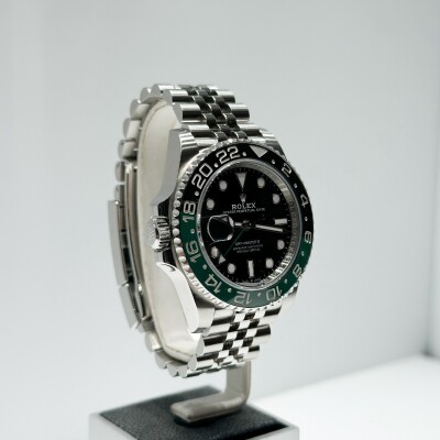 Rolex GMT-Master II Gauchère « Sprite » – Réf. 126720VTNR – Lunette Verte & Noire – Cadran Noir – Full Set 2022