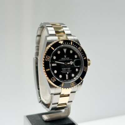 Rolex Submariner Date – Réf. 126613LN – Acier & Or Jaune – Cadran Noir – Lunette Noire – Full Set 2024