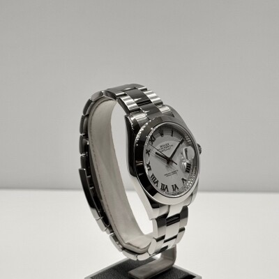 Rolex Oyster Perpetual Datejust 41 – Réf. 126300 – Acier – Cadran Blanc à Chiffres Romains