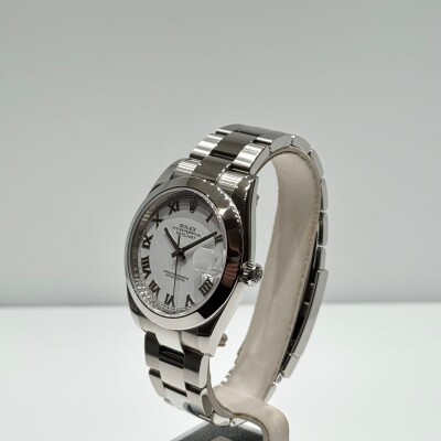 Rolex Oyster Perpetual Datejust 41 – Réf. 126300 – Acier – Cadran Blanc à Chiffres Romains