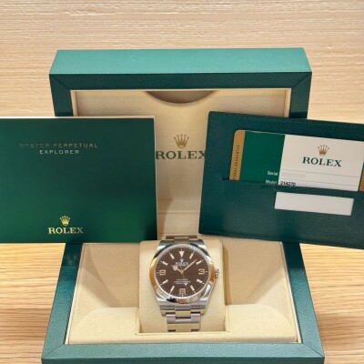 Rolex Oyster Perpetual Explorer – Réf. 214270 – Acier – Cadran Noir – Full Set