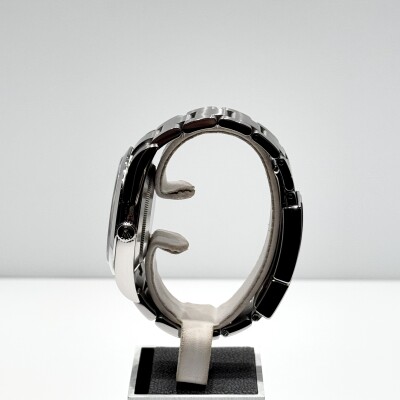 Rolex Oyster Perpetual Explorer – Réf. 214270 – Acier – Cadran Noir – Full Set