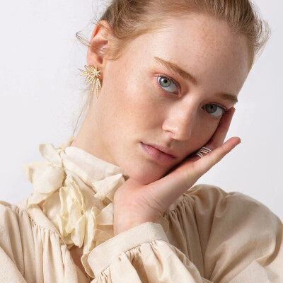 Ole Lynggaard Funky Stars pendant for earring, yellow gold and diamonds