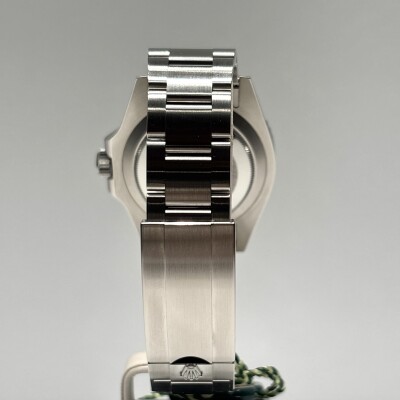 Rolex Submariner No Date – Réf. 124060 – Acier – Cadran Noir – Lunette Noire – 2020 – Full Set