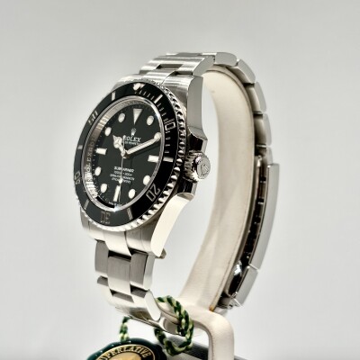 Rolex Submariner No Date – Réf. 124060 – Acier – Cadran Noir – Lunette Noire – 2020 – Full Set