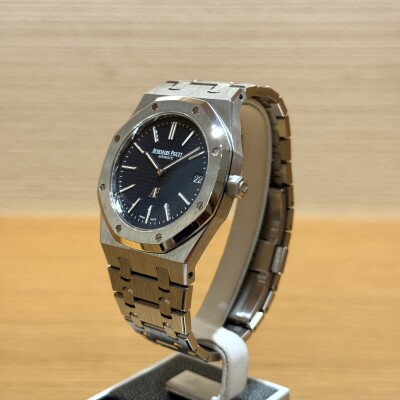 Audemars Piguet Royal Oak Jumbo Extra-Thin 39 – Ref. 15202ST.OO.1240ST.01 – Steel – Blue Dial – Full Set