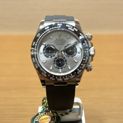 Rolex Cosmograph Daytona – Ref. 116519LN – White Gold – Silver Dial – Black Bezel – Oysterflex Bracelet - Full Set 2023