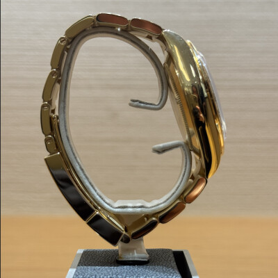 Rolex Cosmograph Daytona – Réf. 126508 – Or Jaune – Cadran Noir – Lunette Or Jaune