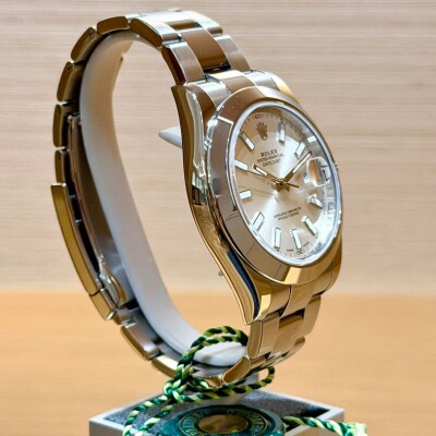 Rolex Datejust 41 – Réf. 116300 – Acier – Cadran Argent – Lunette Acier – Full Set