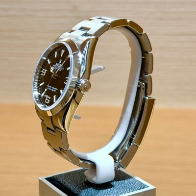 Rolex Explorer I – Réf. 124270 – Acier – Cadran Noir – Lunette Acier – Full Set