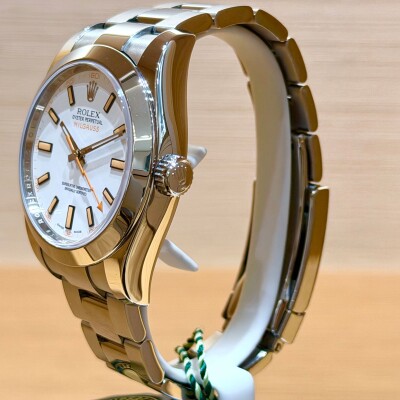 Rolex Milgauss – Ref. 116400 – Stainless Steel – White Dial – Full Set