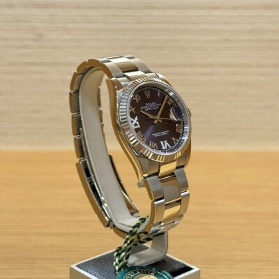 Rolex Datejust 36 – Réf. 126234 – Acier & Or Blanc – Cadran Aubergine – Lunette Cannelée – Full Set 2023