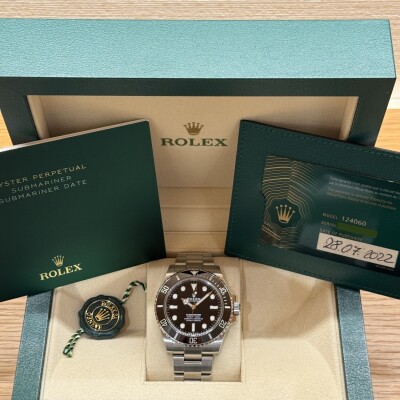 Rolex Submariner – Réf. 124060 – Acier – Cadran Noir – Full Set – 2022