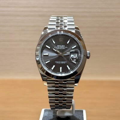 Rolex Datejust 41 – Réf. 126300 – Acier – Cadran Gris – Lunette Acier – Full Set 2020