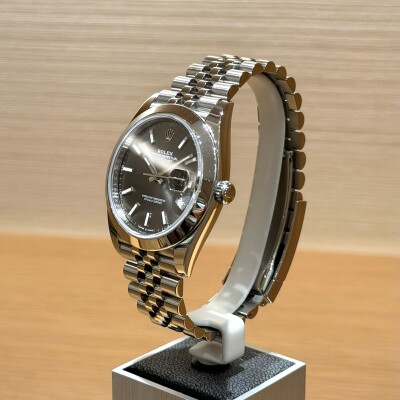 Rolex Datejust 41 – Réf. 126300 – Acier – Cadran Gris – Lunette Acier – Full Set 2020