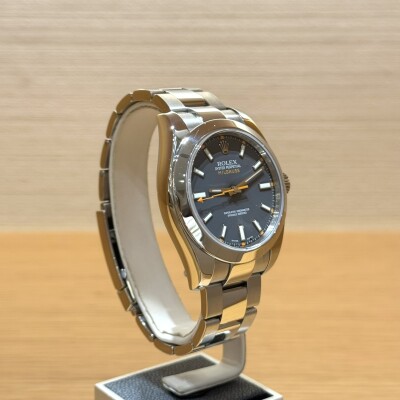 Rolex Milgauss – Réf. 116400 – Acier – Cadran Noir – Lunette Acier – Full Set 2010