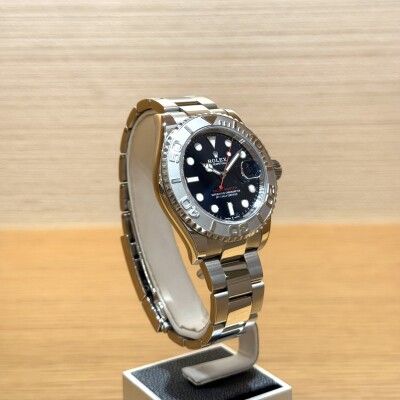 Rolex Yacht-Master – Réf. 126622 – Acier & Platine – Cadran Bleu – Lunette Platine – Full Set 2024