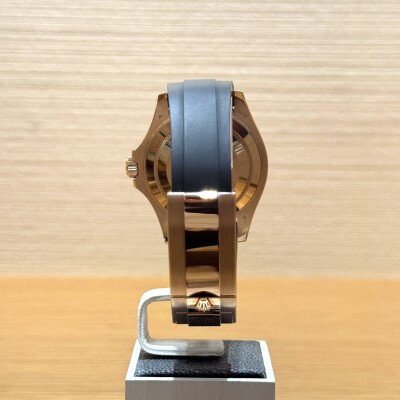 Rolex Yacht-Master 40 – Réf. 126655 – Or Everose – Lunette Céramique Noire – Cadran Pavé Diamants – Bracelet Oysterflex – Full Set 2023