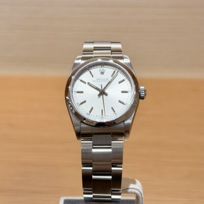 Rolex Oyster Perpetual 77080 – Acier – Cadran argenté – 31 mm