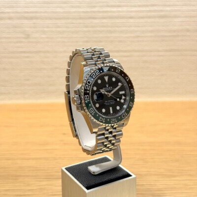 Rolex GMT-Master II 40 – Réf. 126720VTNR – Acier – Cadran Noir – Bracelet Jubilee – Full Set