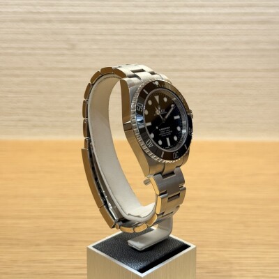 Rolex Submariner 40 – Réf. 114060 – Acier – Cadran Noir – Bracelet Oyster – Full Set 2019